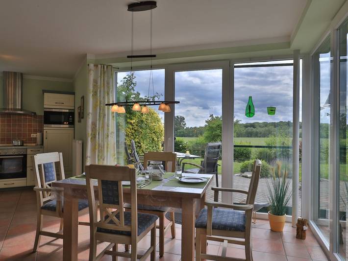 Ferienhaus für 4 Personen, mit Balkon und Terrasse sowie Garten und Sauna in Dassow - 3