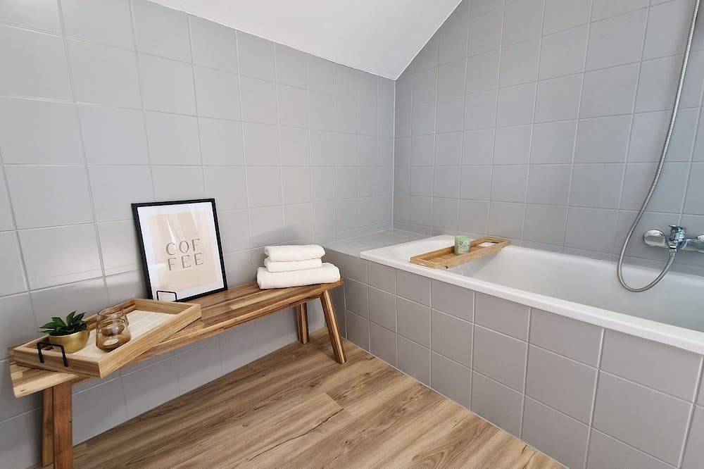 Ganze Wohnung, Gemütliche zentrale Ferienwohnung in Seenähe in Millstatt, Oberkärnten