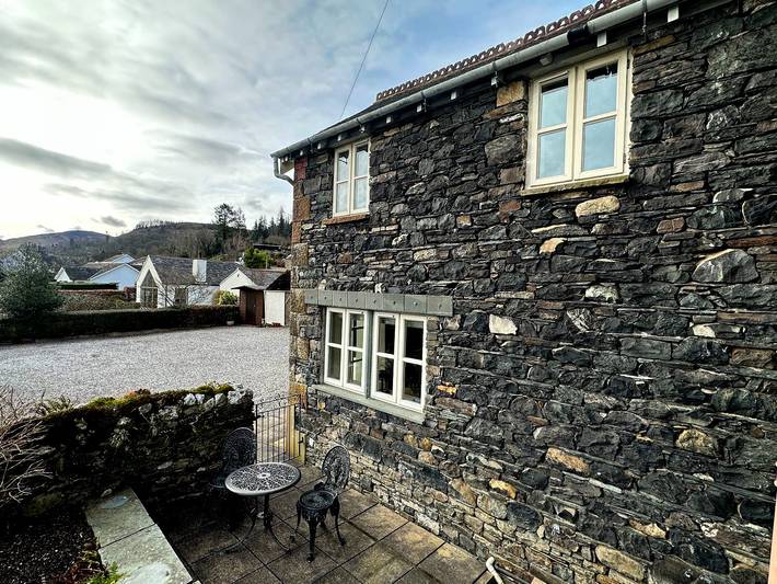 Log cabin for 2 people, with garden, with pets in Bassenthwaite Lake
