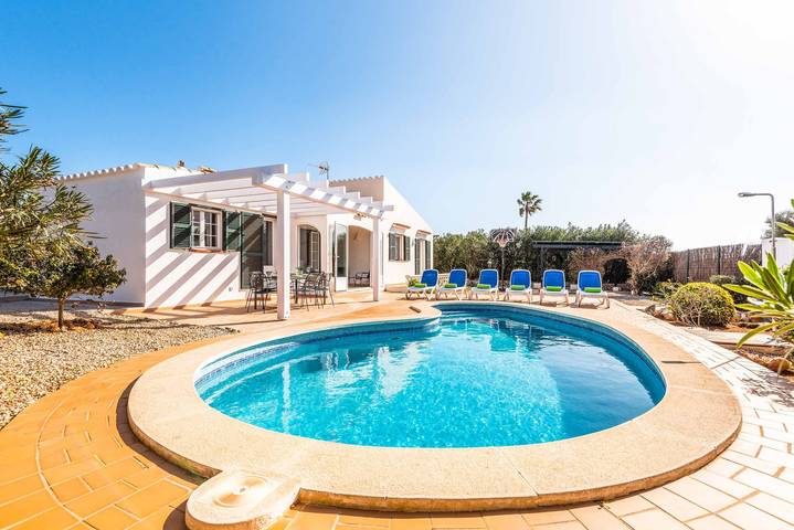 Chalet para 6 personas, con piscina y terraza - 1