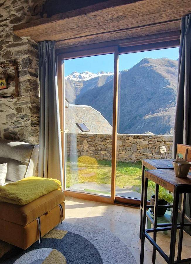 Gîte pour 2 personnes, avec jardin et vue à Viscos - 4