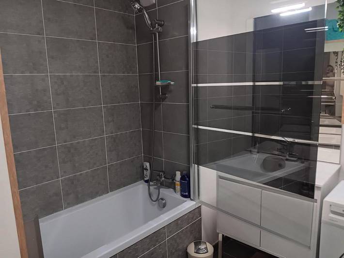 Gîte pour 5 personnes, avec terrasse à Miramas - 3