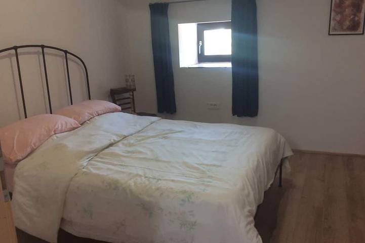 Location de vacances pour 5 personnes, avec piscine ainsi que terrasse et jardin, animaux acceptés à Madiran - 2