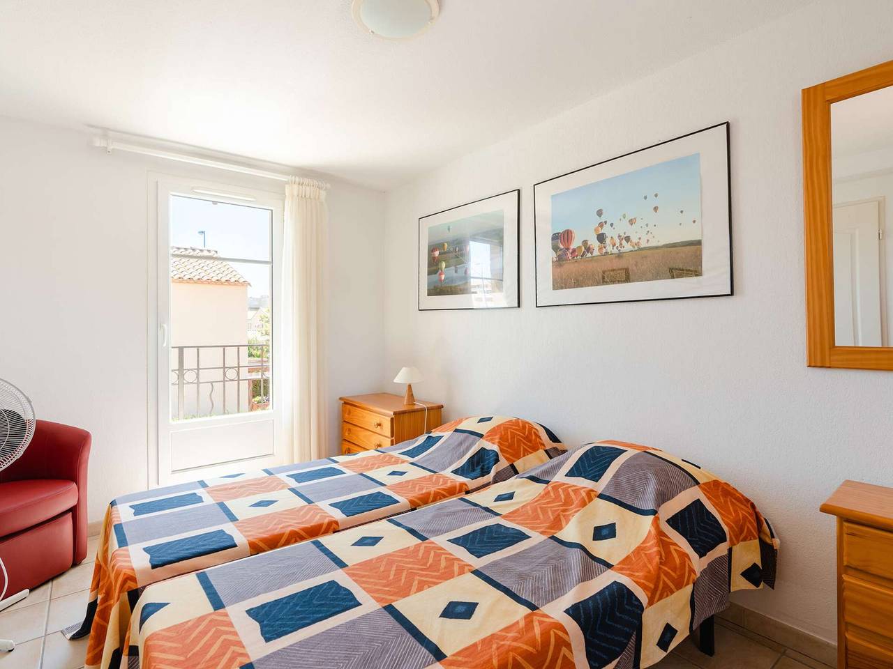 5-Zimmer Ferienhaus mit Pool, Terrasse, Wlan, 8 Personen, Haustiere erlaubt in Narbonne Plage, Narbonne