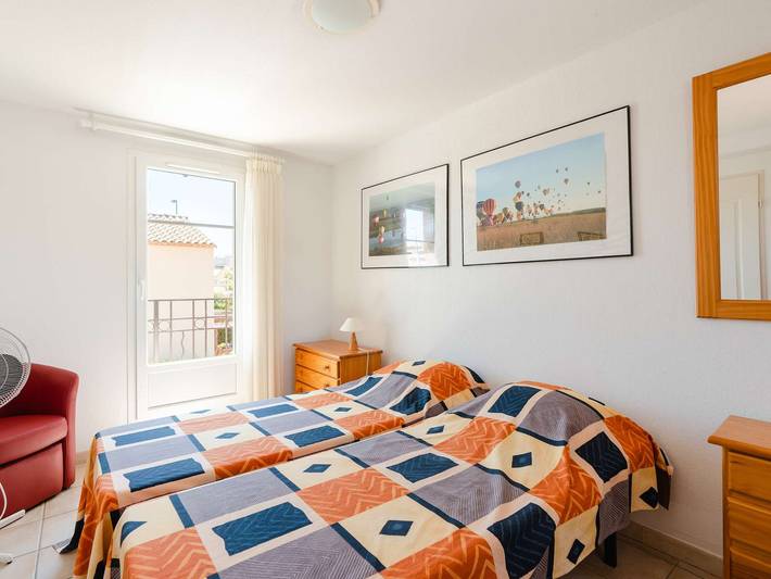 Ferienhaus für 8 Personen, mit Terrasse und Pool, mit Haustier am Narbonne Plage - 4