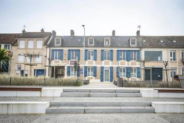 Gîte pour 2 personnes, avec vue et jardin à Luc-sur-Mer