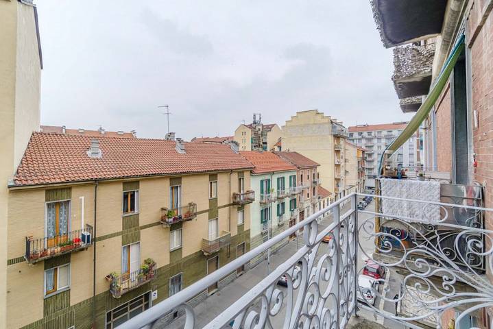 Appartamento intero, Guesthost - Carlotta Bright Flat near the Hospital in Torino, Provincia di Torino
