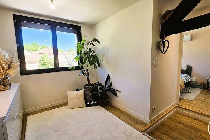 Location de vacances pour 2 personnes, avec terrasse à Ussac - 2