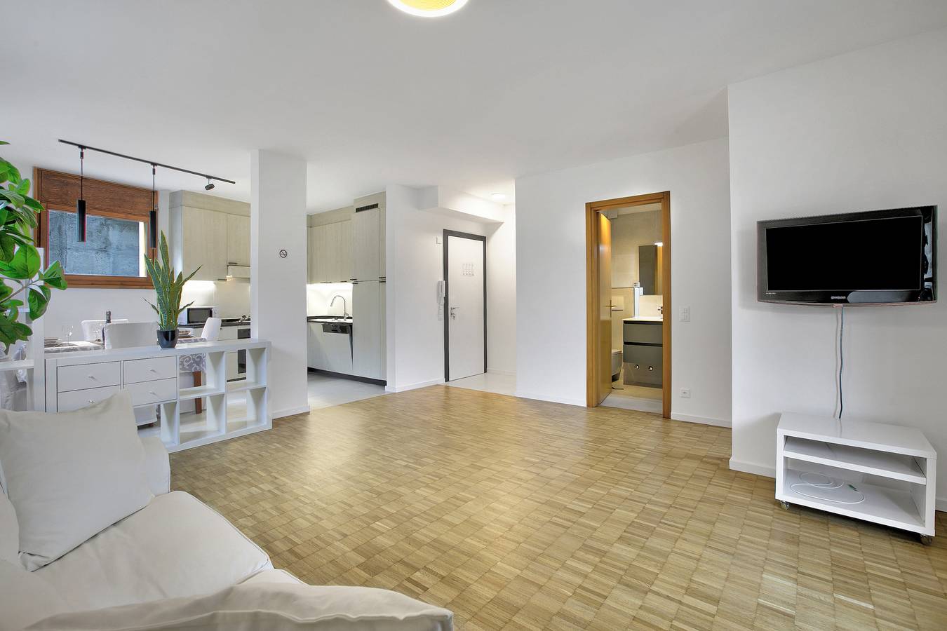 Appartement entier, Appartement de vacances pour 4 personnes avec terrasse in Lugano, Lac de Lugano