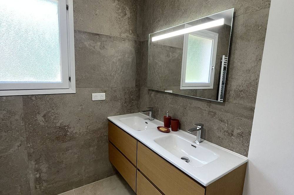 Country villa 5 minutes from town in Ajaccio, Ajaccio und Umgebung