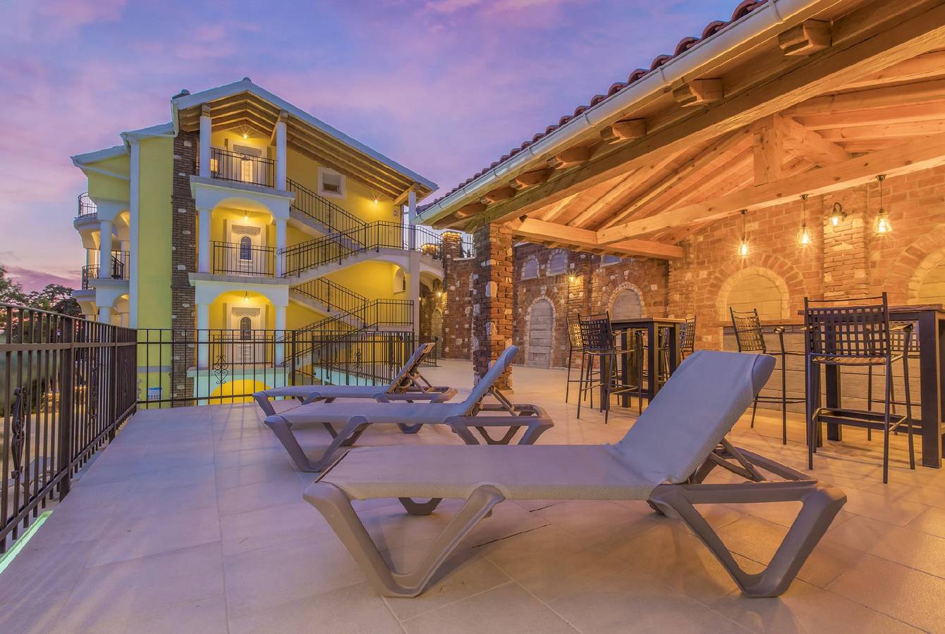 Ganze Ferienwohnung, Ferienwohnung für 4 Personen mit Terrasse in Novi Vinodolski, Primorje-Gorski Kotar