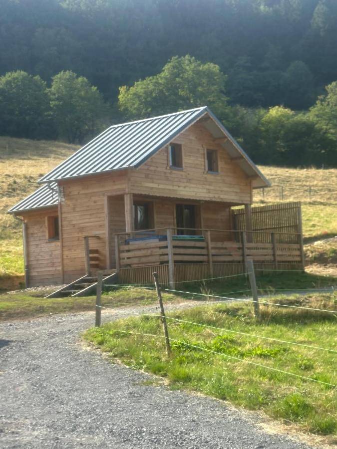 Chalet pour 4 personnes, avec terrasse et jacuzzi - 1