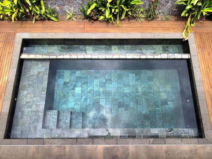 Location de vacances pour 12 personnes, avec vue ainsi que jardin et piscine à La Possession - 4