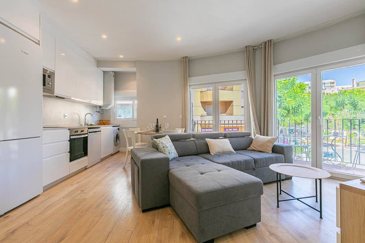 Ganze Wohnung, Modern Apt in the Heart of Torremolinos in Torremolinos Zentrum, Torremolinos