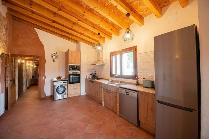 Casa rural para 12 personas, con piscina además de vistas y jardín, Familias con niños en Alto Campo - 3