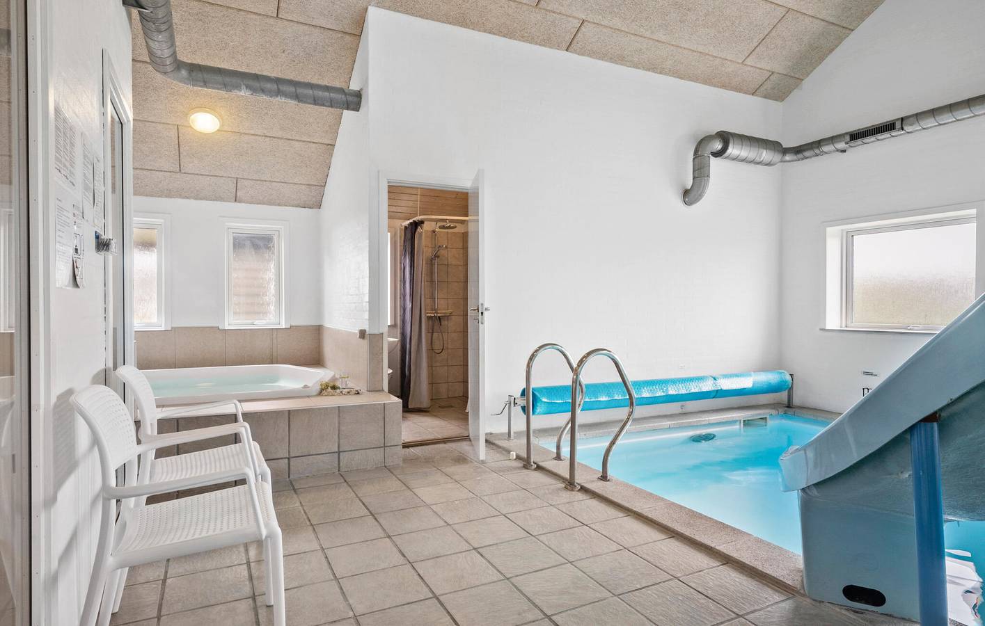 Ferienhaus für 26 Personen mit Whirlpool in Langerhuse, Harboøre