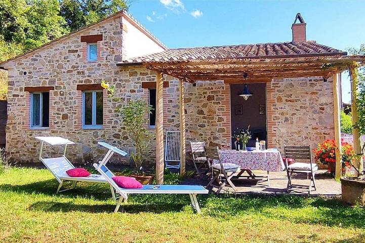 Ferienhaus für 2 Personen, mit Garten in Roccalbegna