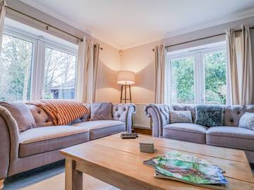 Glamping for 8 People in Pinewood, Suffolk, Photo 4