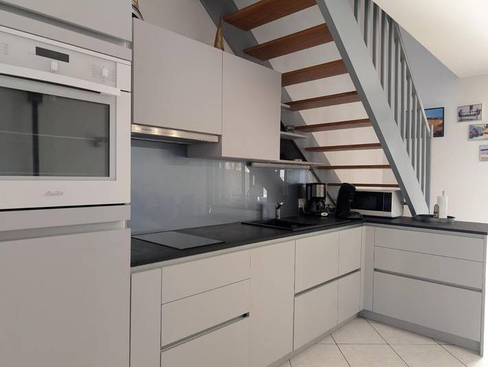 Location de vacances pour 10 personnes, avec jardin et vue dans Plage de la Mine d'Or - 2