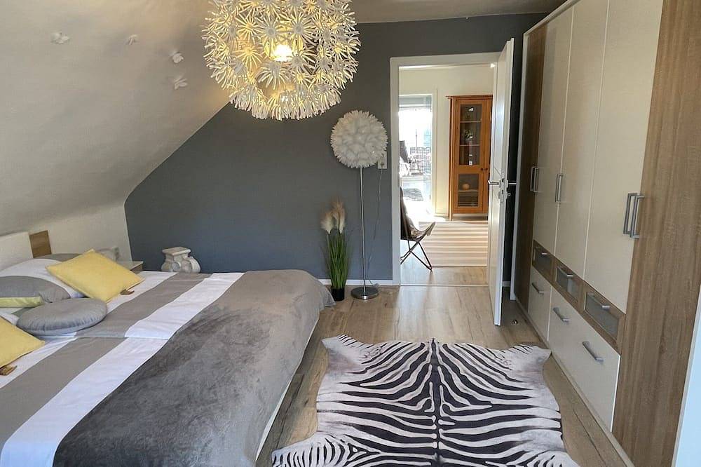 Ganze Wohnung, 4-Sterne Ferienwohnung (100qm) mit Balkon, Loggia und Garten in Schauenstein, Landkreis Hof