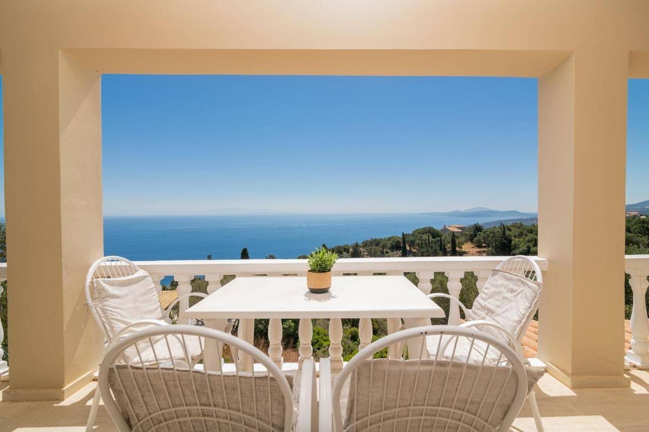 Studio with Terrace in Agios Nikolaos (Zakynthos), Zante