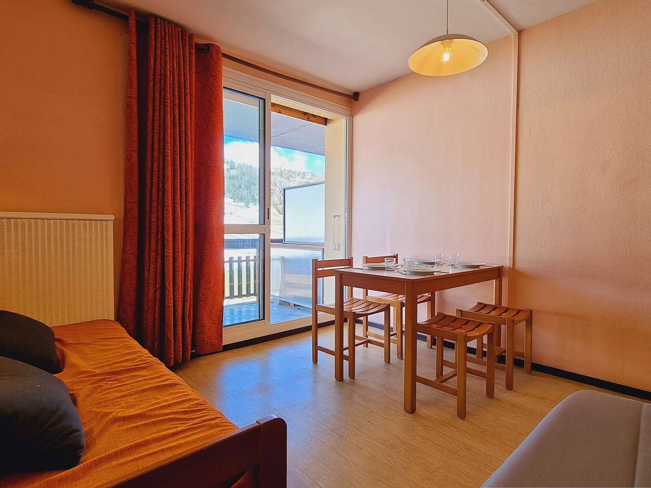 Entire apartment, Studio - 4/5 personnes Superdevoluy in Saint-Étienne-en-Dévoluy, Le Dévoluy