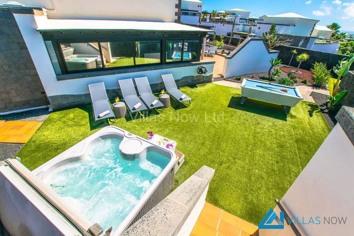 Chalet para 6 personas, con jacuzzi y terraza además de jardín y piscina en Lanzarote - 2