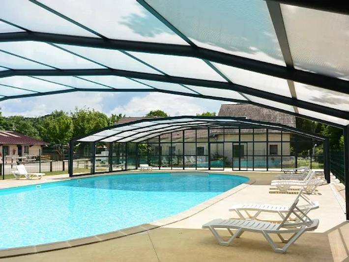 Camping pour 8 personnes, avec Terrasse