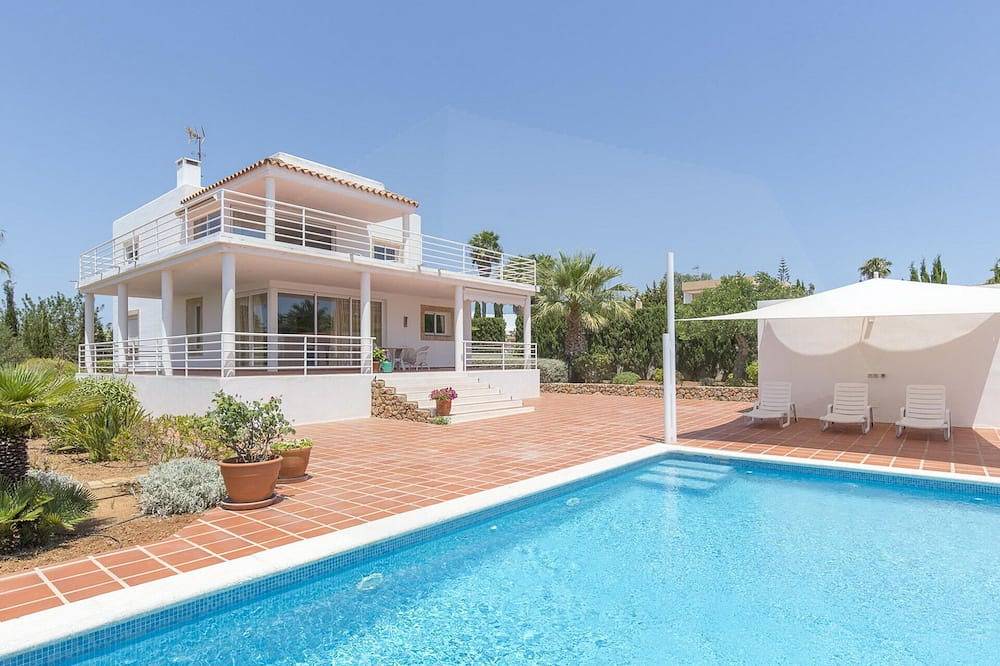 Apartment for 3 People in Santa Eulària des Riu, East Ibiza