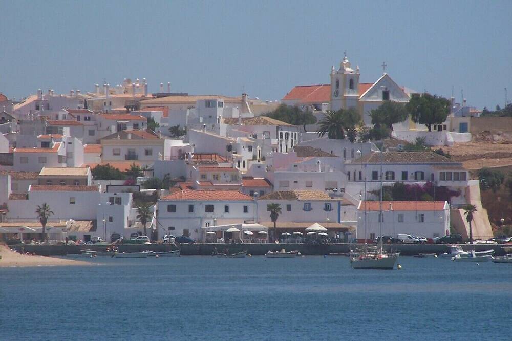 Hel leilighet, Romslig 2-roms leilighet i en sjarmerende kystfiskevær in Ferragudo, Faro-distriktet