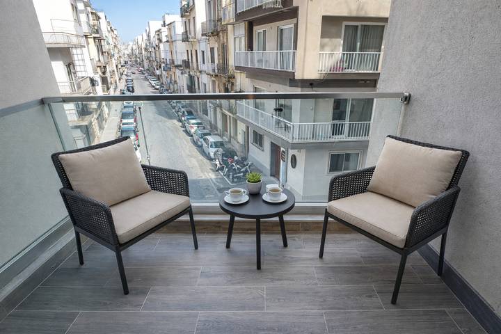 Gîte pour 4 personnes, avec balcon dans Gzira - 3