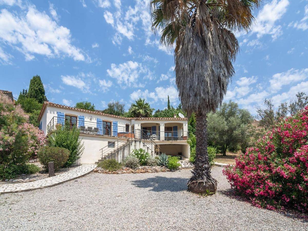Modern Villa with Heated Pool in Beaufort (Francia), Côte méditerranéenne (France)