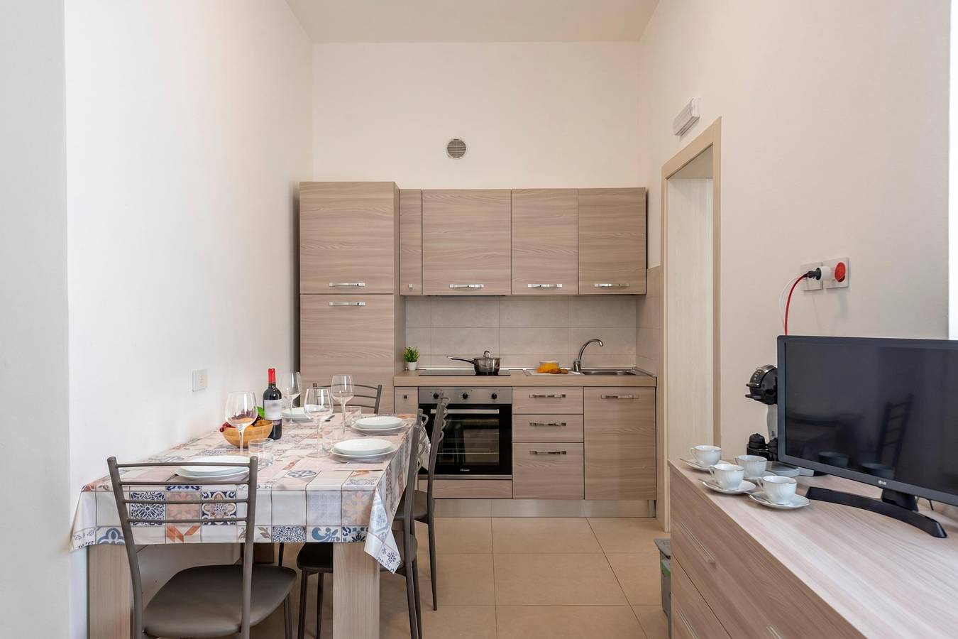 Geheel appartement, La Suite 2 Ondina Viareggio 200m from sea in Viareggio, Italiaanse Rivièra