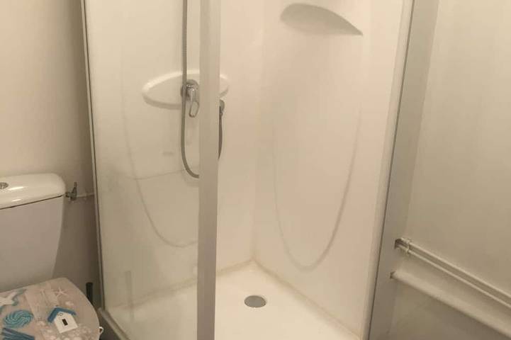 Appartement entier, Arty, logement indépendant  sur \"la cote de granit rose\" 800m de la mer bretonne in Louannec, Côte de Granit Rose