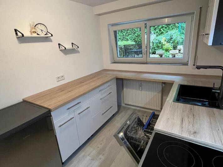Hel lejlighed, Apartment 'Meisteroffice Im Sackgässle' with Shared Garden and Wi-Fi in Dornstadt, Alb-Donau-Kreis