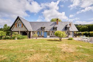 Location de vacances pour 6 personnes, avec terrasse et jardin dans Livarot-Pays-d'Auge