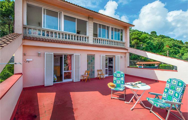 Ferienhaus für 10 Personen, mit Terrasse und Garten, mit Haustier in Santa Susanna - 2