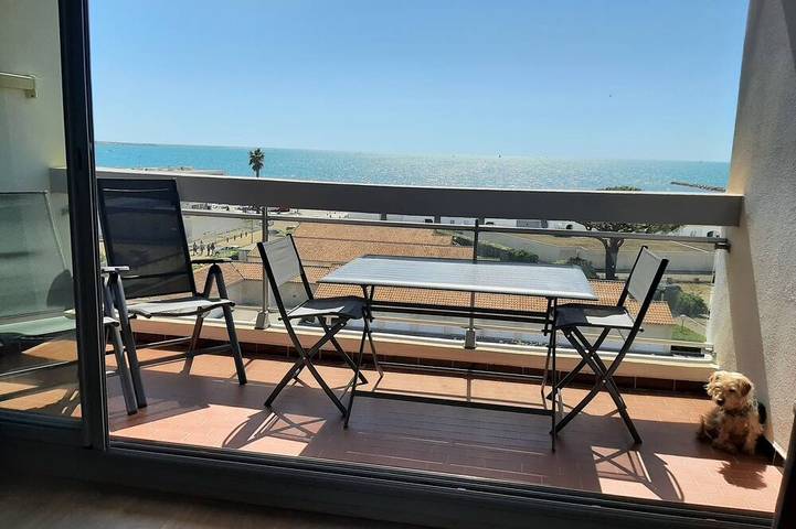 Gîte pour 3 personnes, avec balcon, animaux acceptés dans Plage Rive Droite