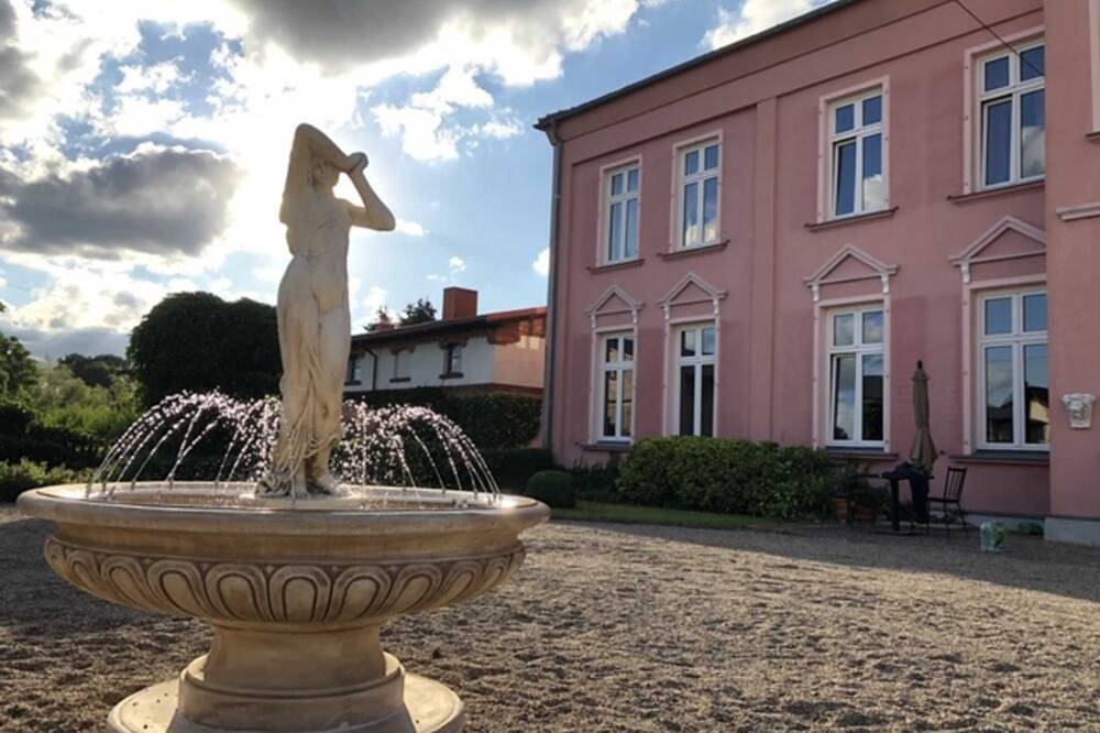 Apartment Schwerin - Schlosshotel Groß Köthel in Hohen Demzin, Swiss of Mecklenburg