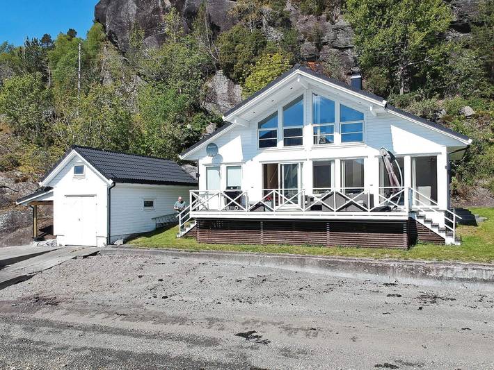 Ferienhaus für 6 Personen, mit Terrasse und Garten sowie Ausblick in Etne - 2