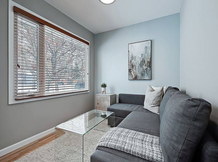 Holiday rental for 10 people, with garden in Calgary