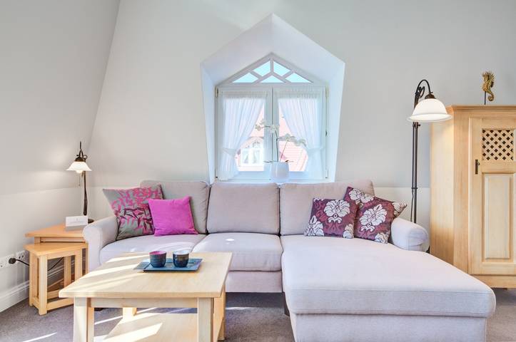 Ferienwohnung für 2 Personen, mit Balkon und Pool sowie Whirlpool und Sauna - 1