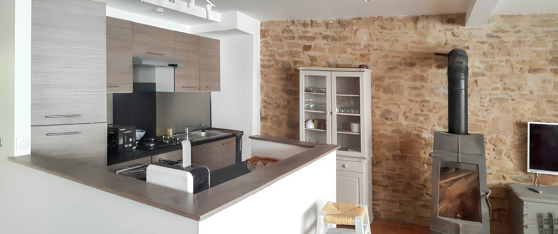 Location de vacances pour 4 personnes, avec piscine et terrasse à La Porcherie - 3