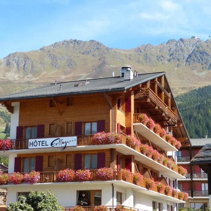 Hôtel pour 2 personnes, avec vue ainsi que balcon et sauna