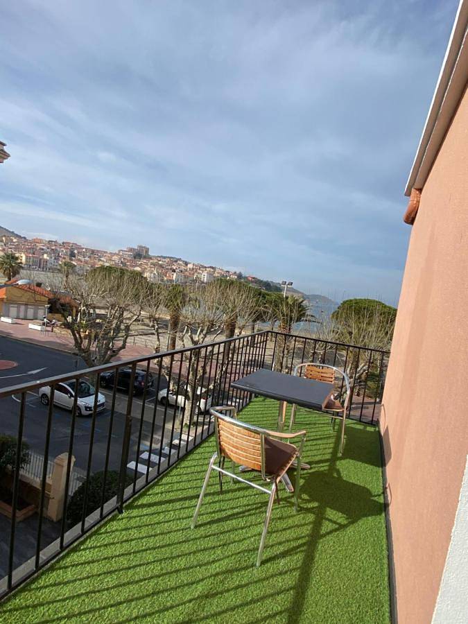 Hotel de la plage in Côte Vermeille, Banyuls-sur-Mer