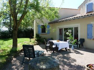Gîte pour 6 personnes, avec jardin et terrasse à Saint-Félix-Lauragais