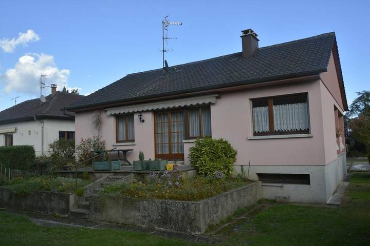 Location de vacances pour 5 personnes, avec vue et jardin à Issenheim - 2