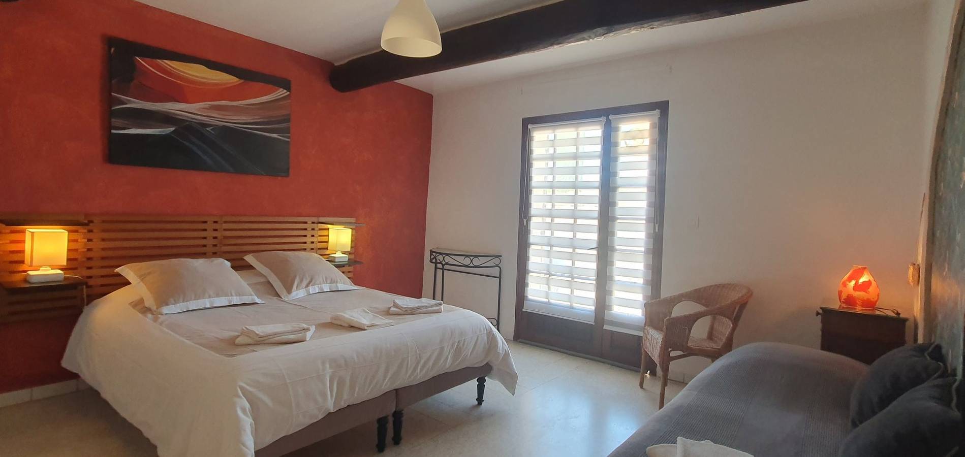 Le Jardin D'Ivana Chambre D'Hôtes avec Pdj inclus - Chambre "Luberon" in Oppède, Parc naturel régional du Luberon