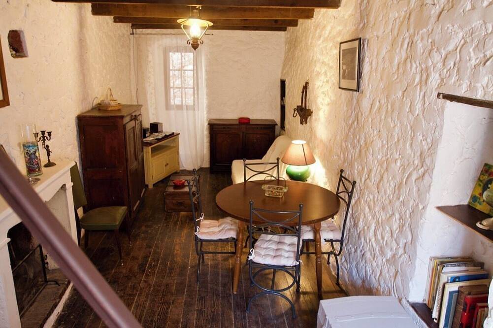 Maison de Village. Animaux de Compagnie Accepter in Calenzana, Calvi region