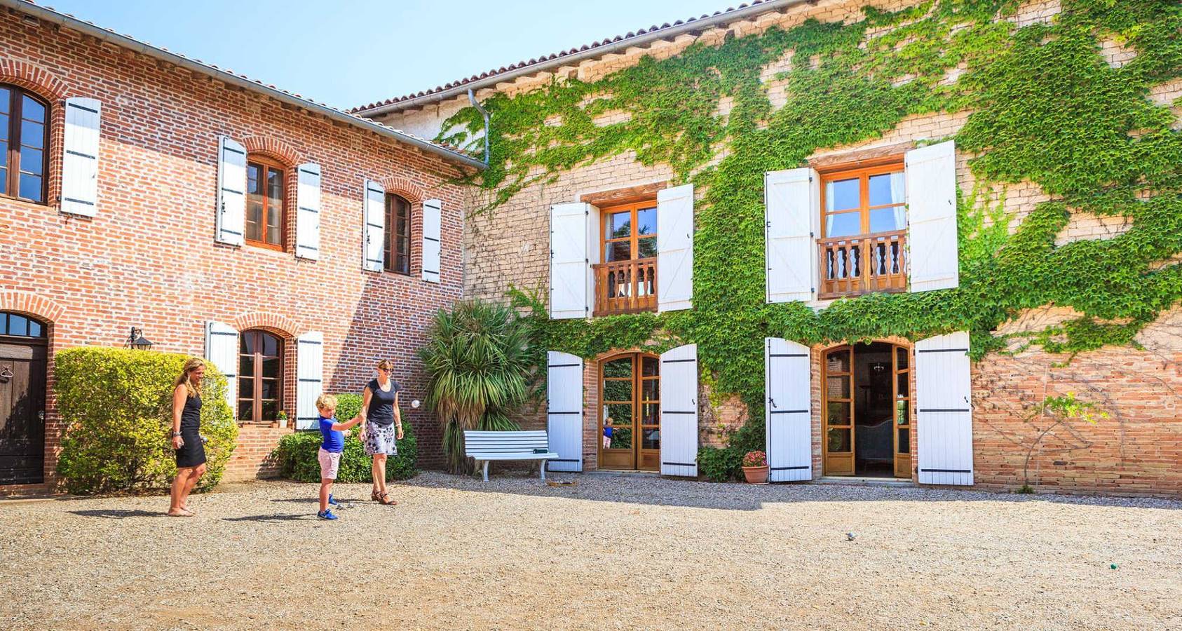 La Carrétarié - le grand gîte in Parisot, Région d'Albi